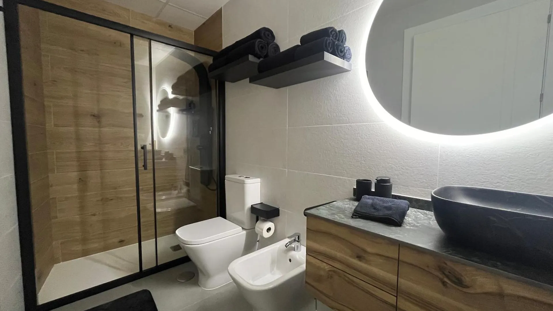 Lujo En El Centro Con Parking Privado 1 Apartment Adra Spain